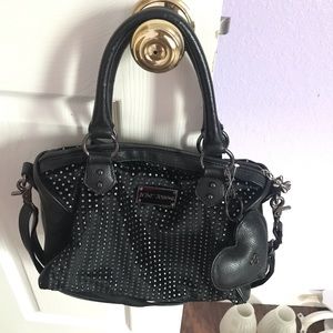 💜 Betsey Johnson purse 💜